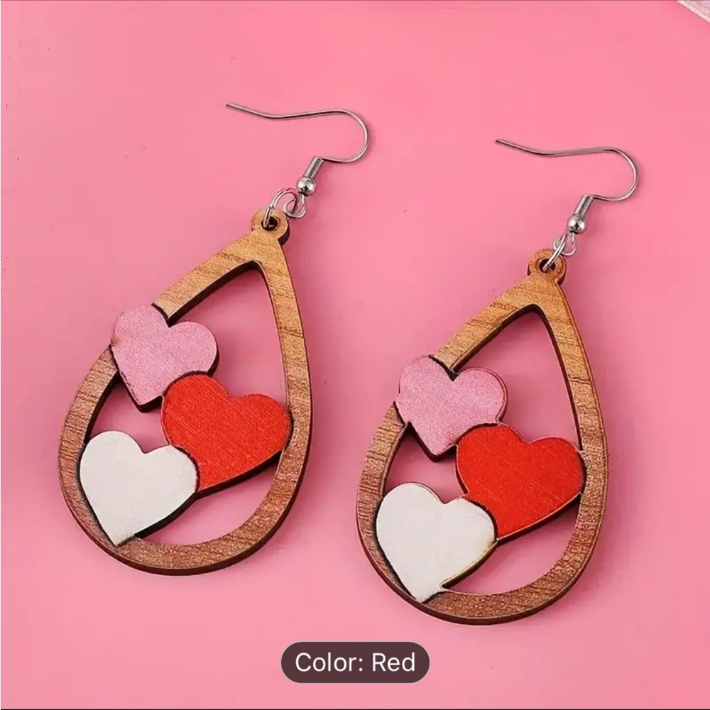 lightweight double sided heart earrings - Picture 3 of 6